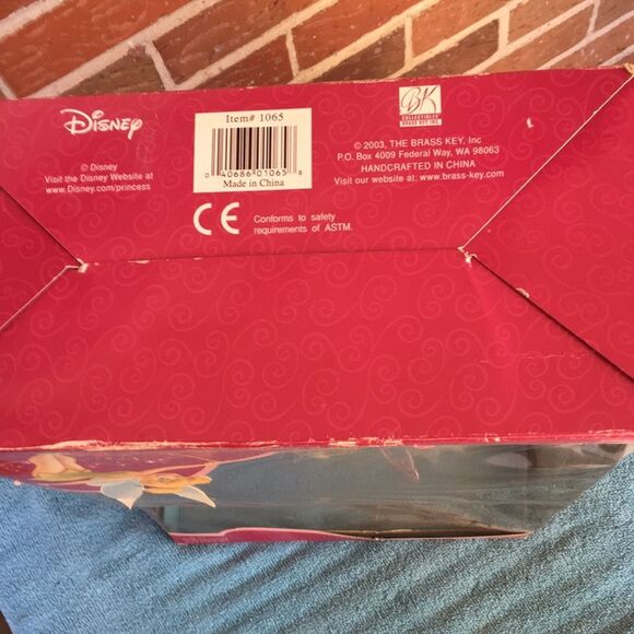 Disney Tinker Bell Porcelain Keepsake Doll - Picture 6 of 11